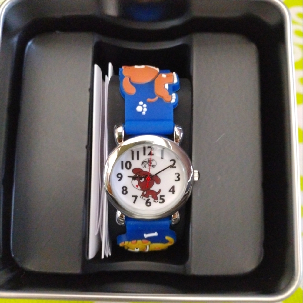 ✨🆕✨ Bass Pro Shops Outdoor Kids Watch